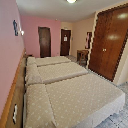 Hotel Campestre Chamuinas 庞特维德拉 外观 照片