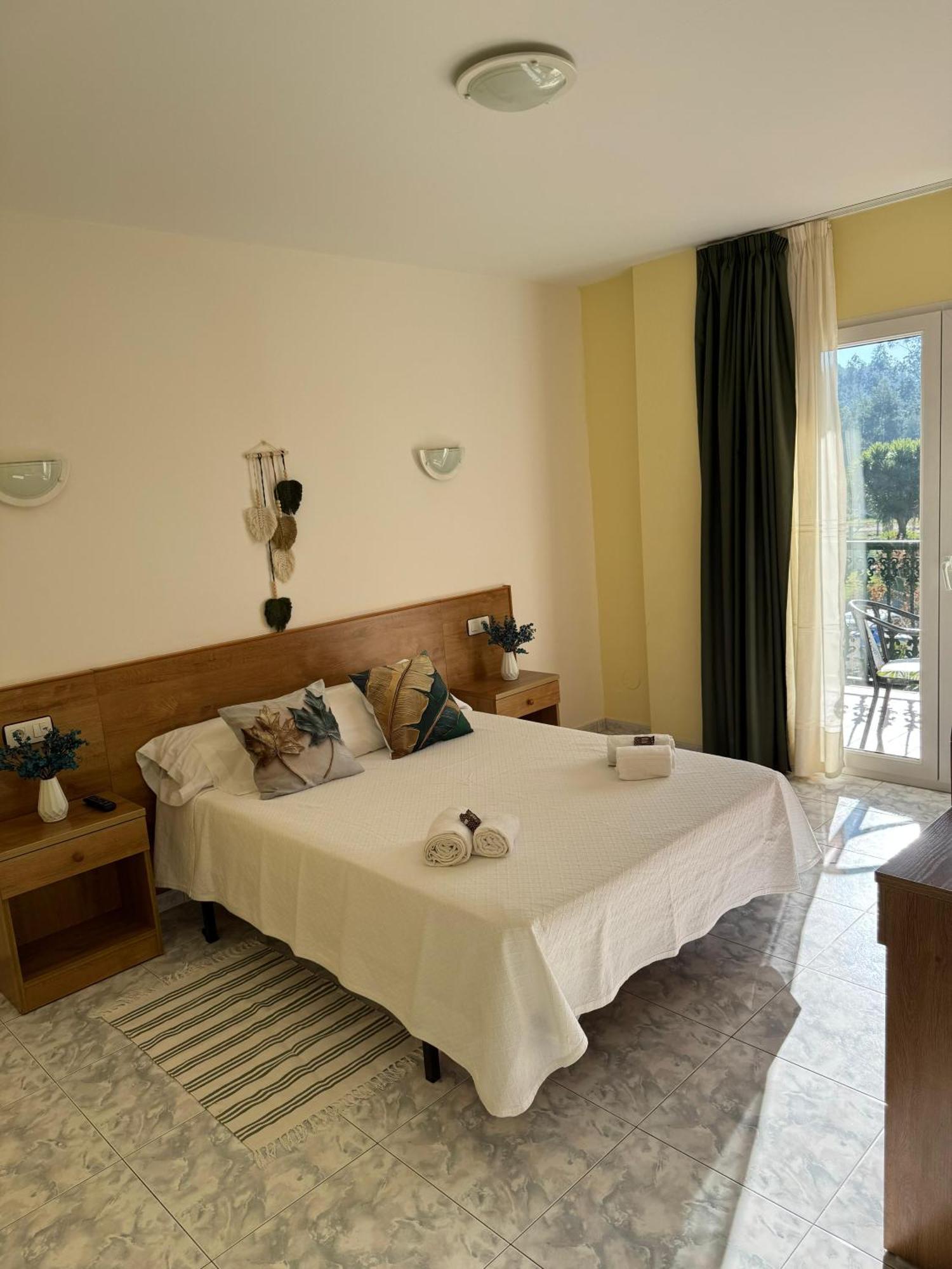 Hotel Campestre Chamuinas 庞特维德拉 客房 照片