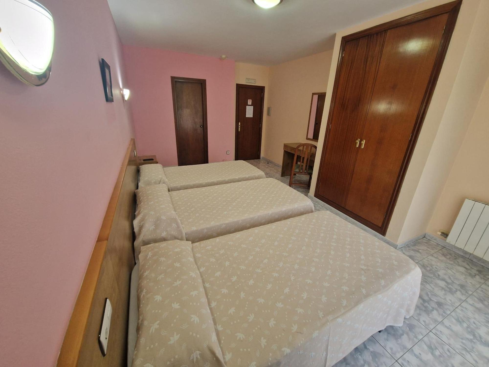 Hotel Campestre Chamuinas 庞特维德拉 外观 照片
