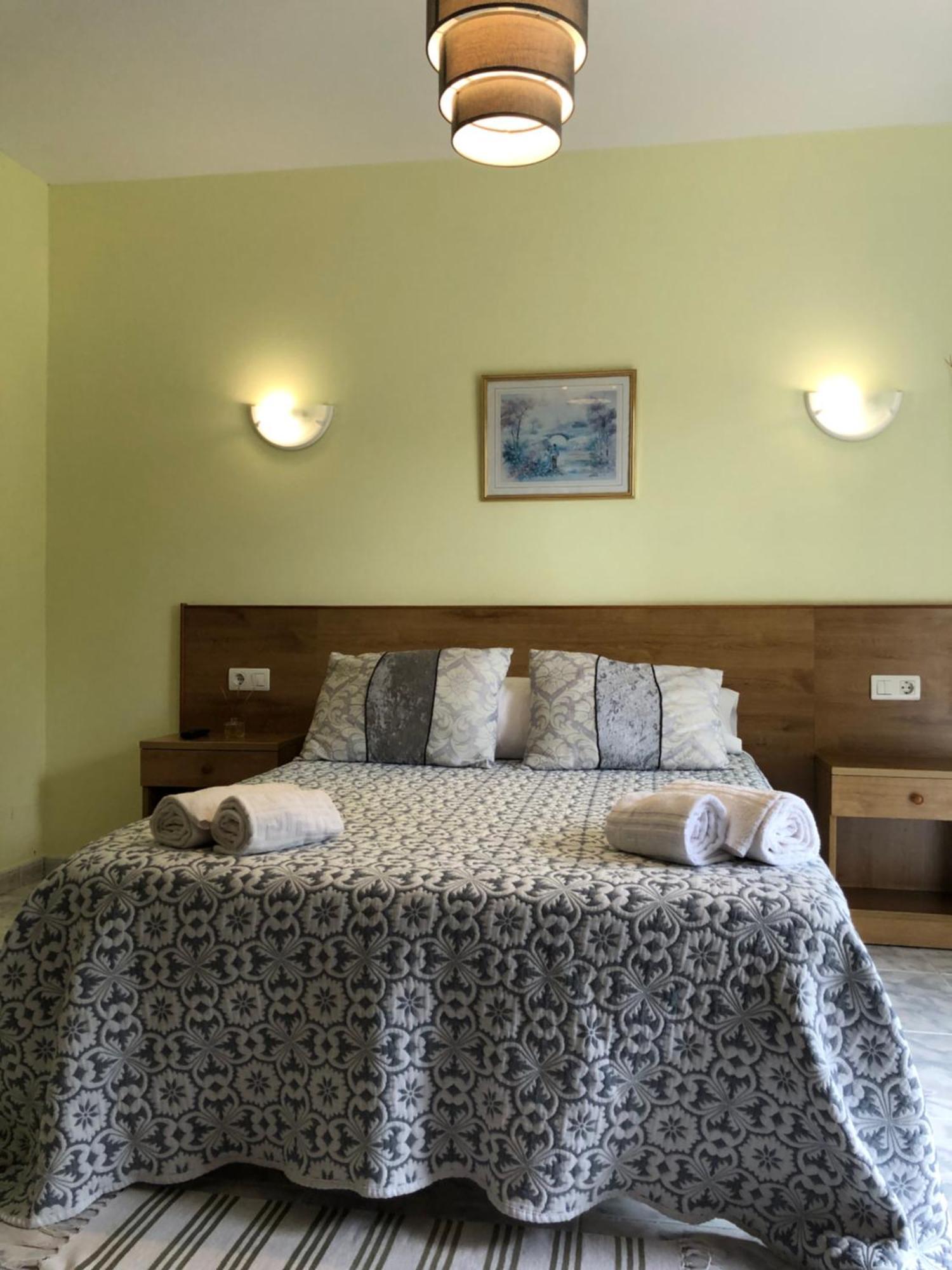 Hotel Campestre Chamuinas 庞特维德拉 外观 照片